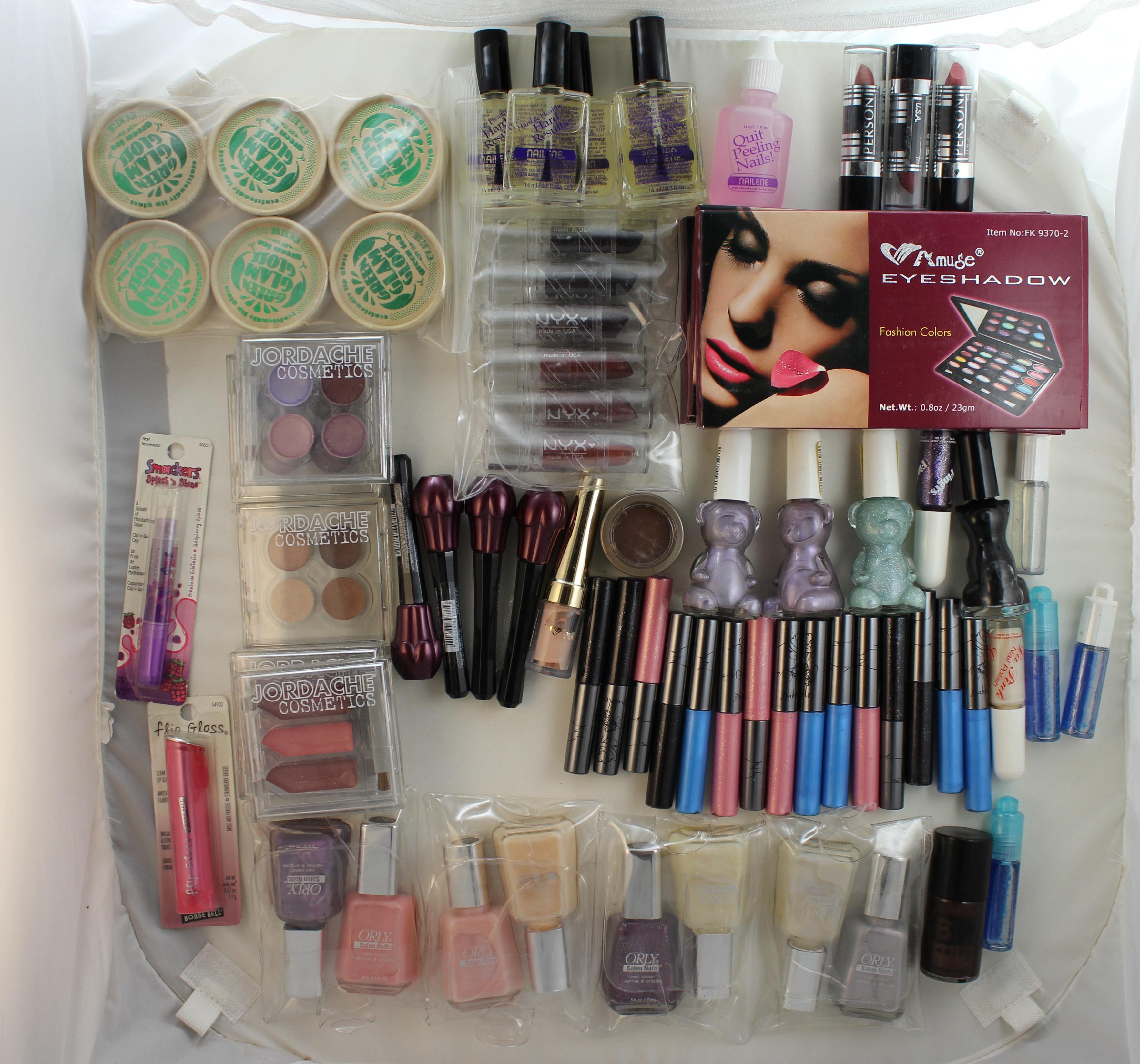 Brand Name cosmetics makeup mix whole sale bulk lot (50 piece minimum